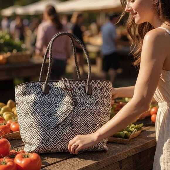 🖤 Neiman Marcus Black & Cream Woven Tote Bag | Boho Chic Oversized Shoulder Bag - Picture 1 of 11